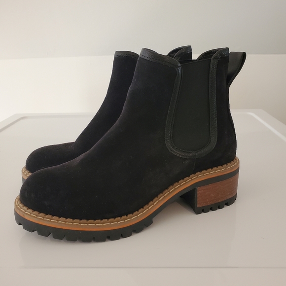 BTU by Bertuchi Shoes - BTU by Bertuchi Chelsea Suede Boot
